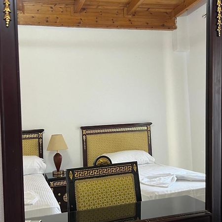 Windmill Shkodra Gesthouse Camping & Grill Exterior foto