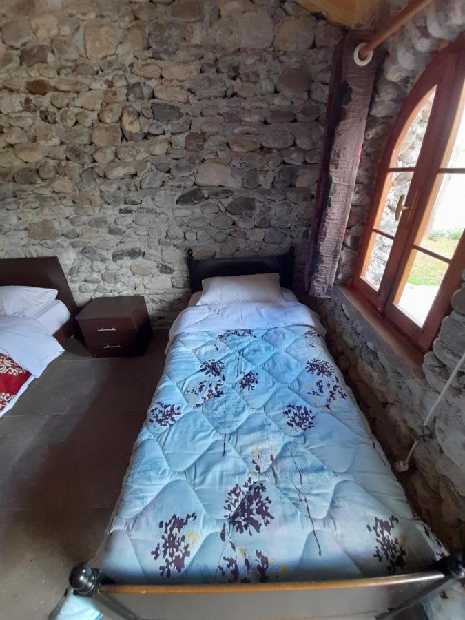 Windmill Shkodra Gesthouse Camping & Grill Exterior foto